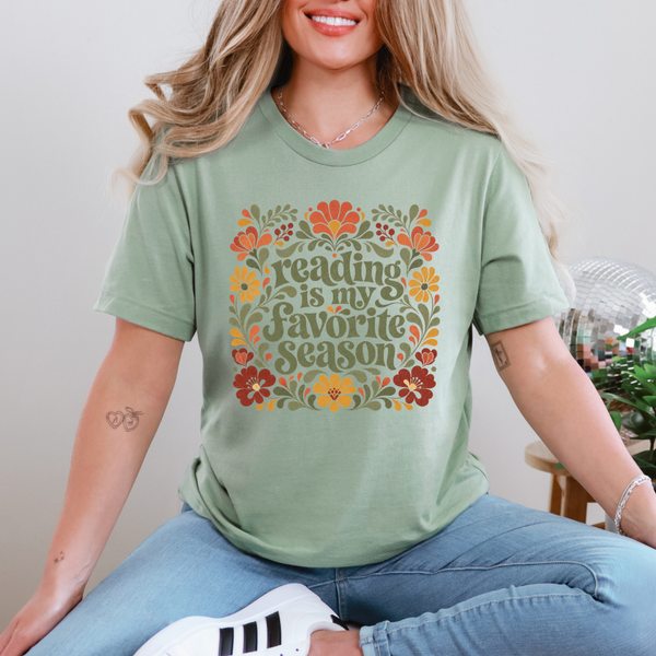 Reading is my Favorite Season tee (multiple colors)